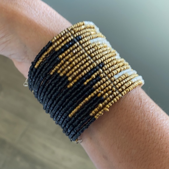 Beaded cuff bracelet - Picture 2 of 5